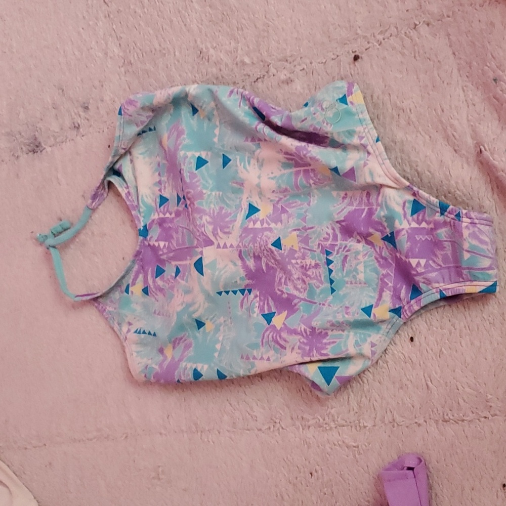 Bathing suit or swimwear